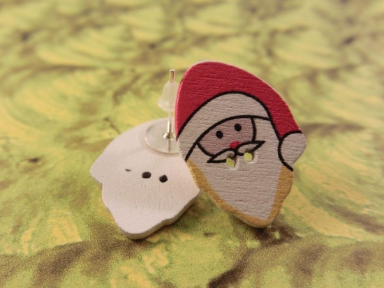 Preview: Weihnachtsmann Knopf Ohrstecker Holz Natur Button